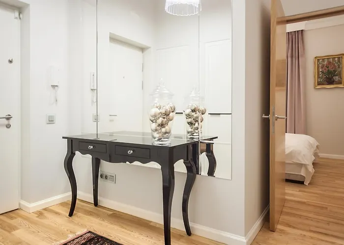 Apartament świętojańska Old Town Deluxe Warszawa