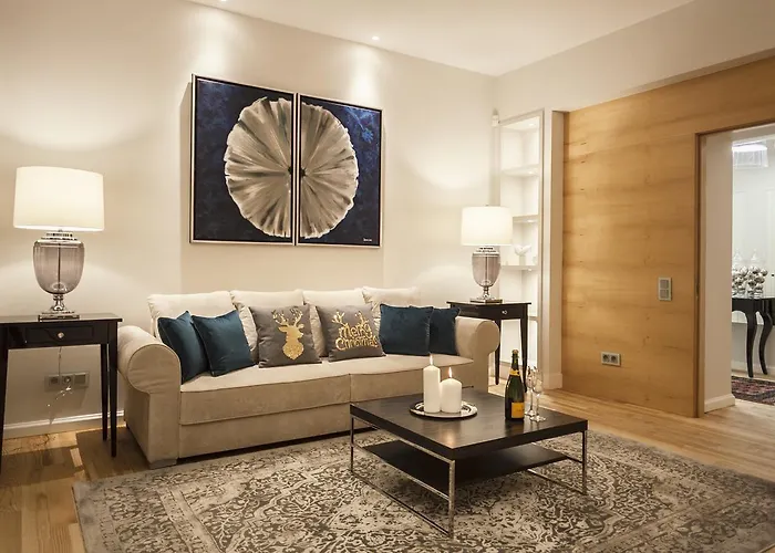 Apartament świętojańska Old Town Deluxe Warszawa